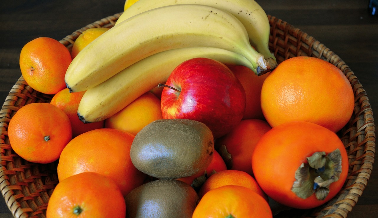 Read more about the article 7 Fruits for Improving Digestive Health: A Natural Approach